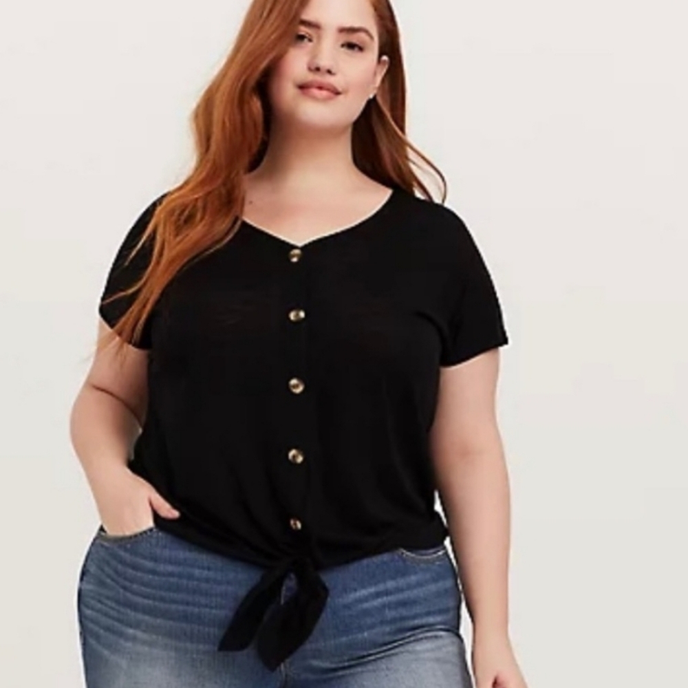 NEW Torrid Challis Button knotted Tie hem Shirt Size 3X